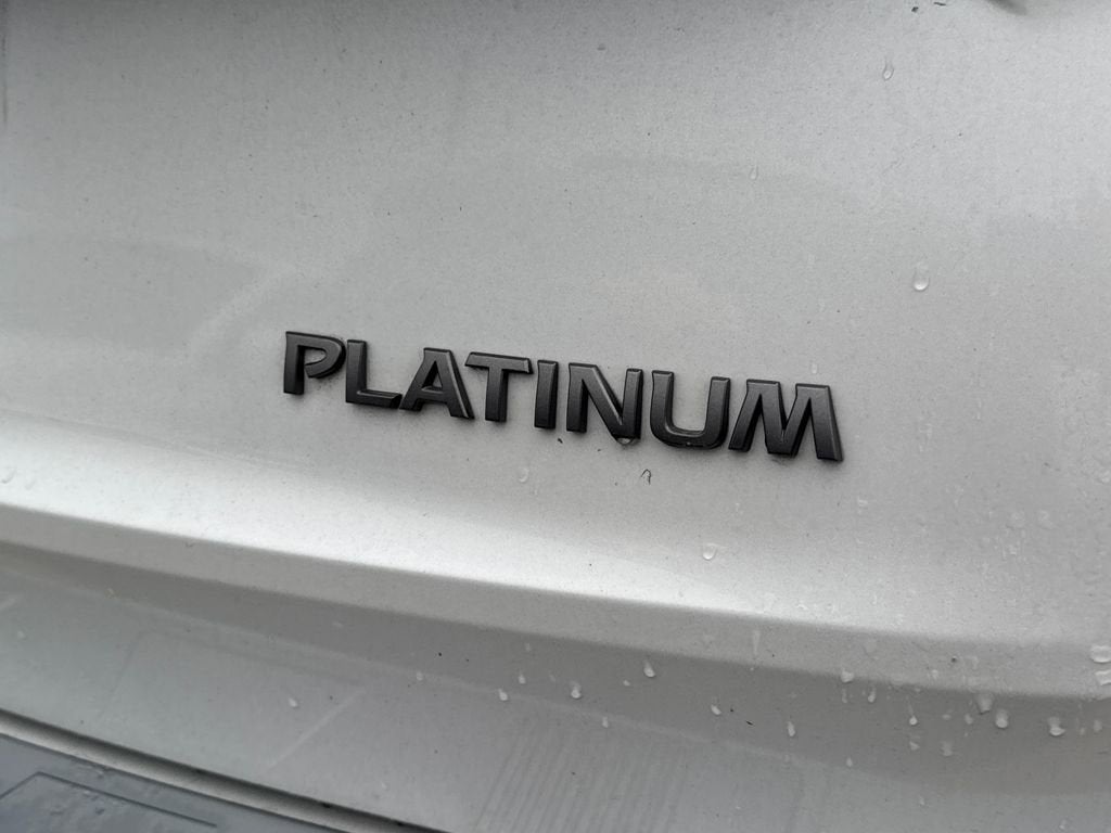 2025 Nissan Rogue Platinum