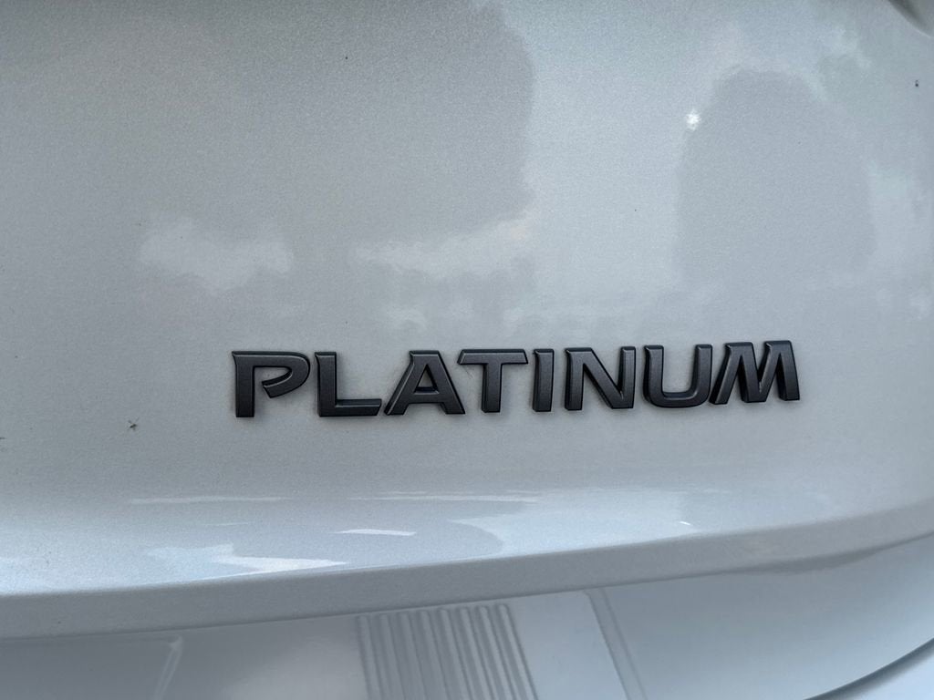 2025 Nissan Rogue Platinum
