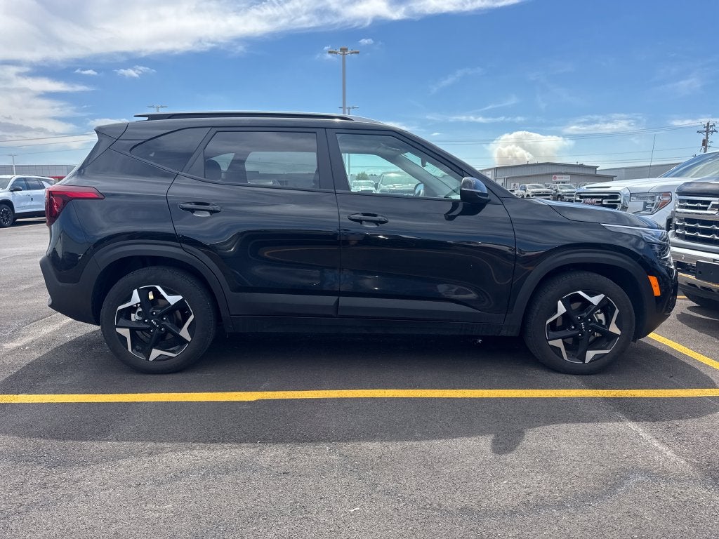 2025 Kia Seltos S