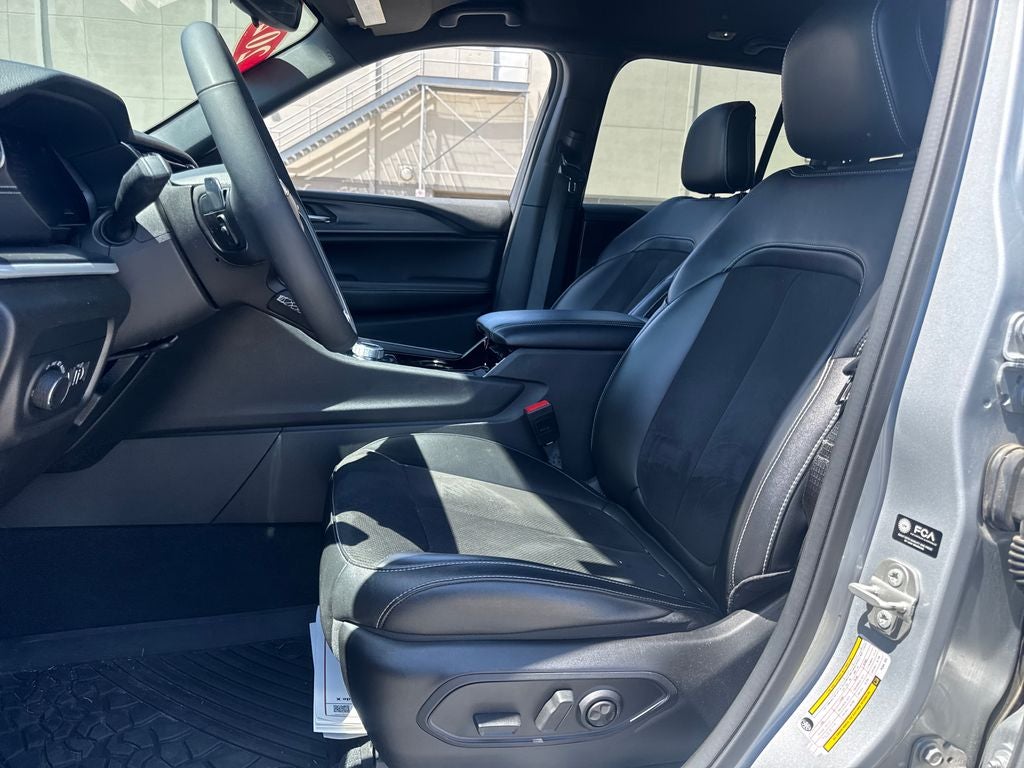 2023 Jeep Grand Cherokee Altitude X