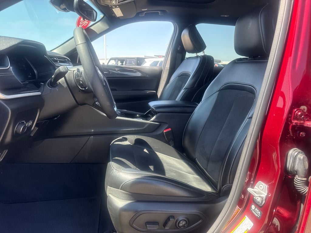2023 Jeep Grand Cherokee L Altitude