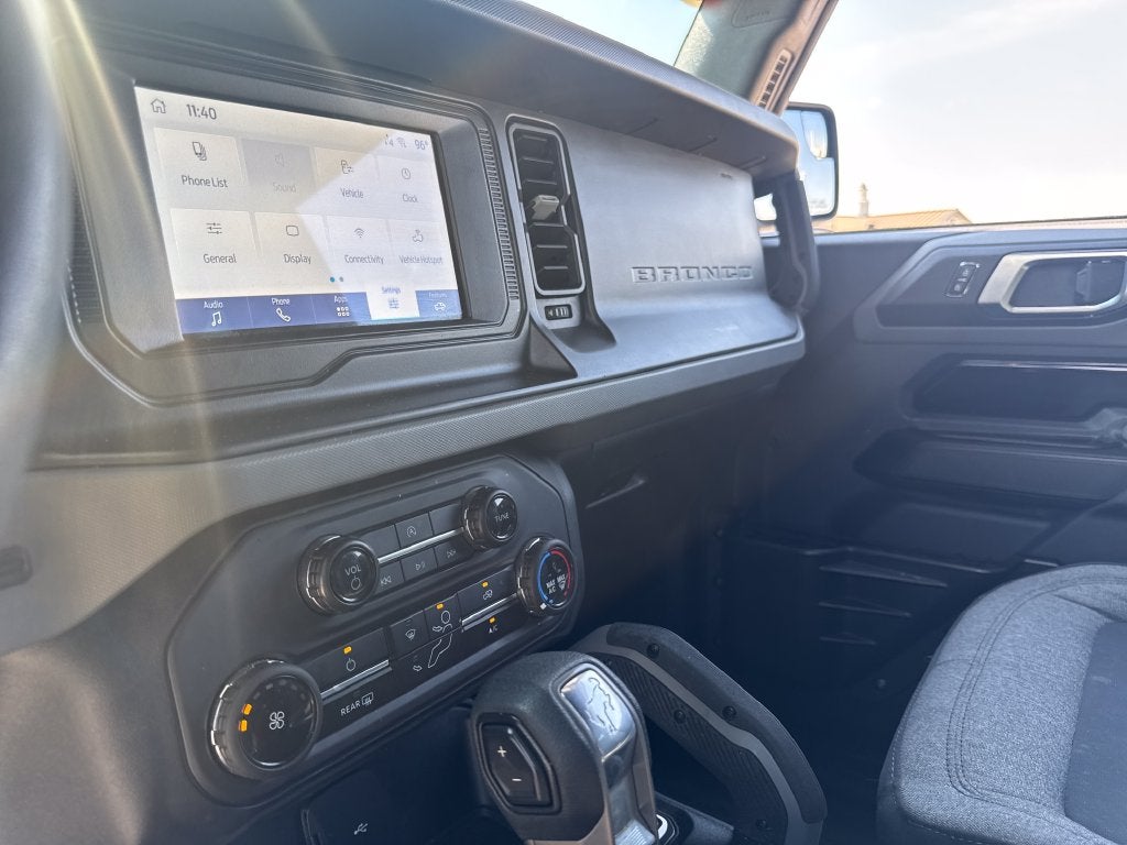 2023 Ford Bronco Base