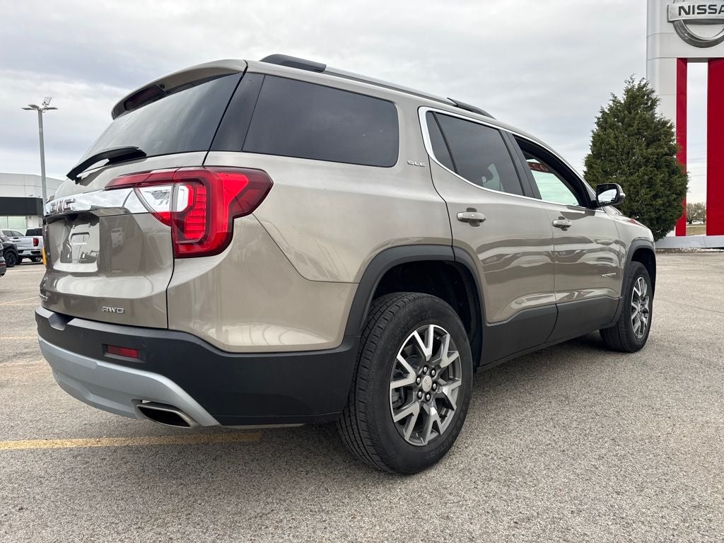 2022 GMC Acadia SLE