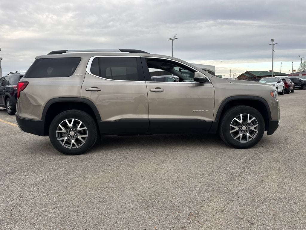 2022 GMC Acadia SLE