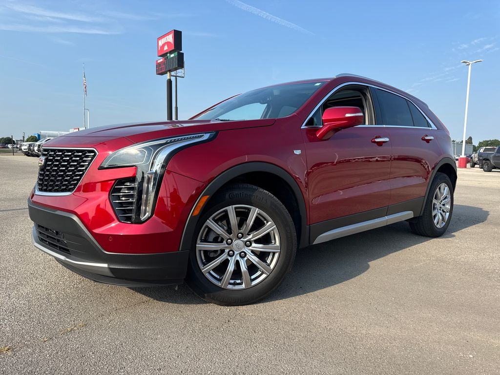 2022 Cadillac XT4 Premium Luxury