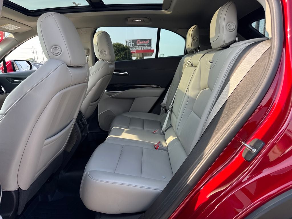 2022 Cadillac XT4 Premium Luxury