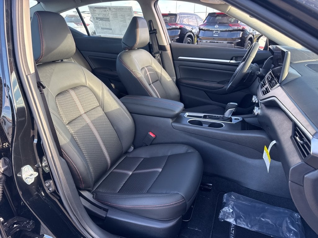 2026 Nissan Altima SR Midnight Edition®