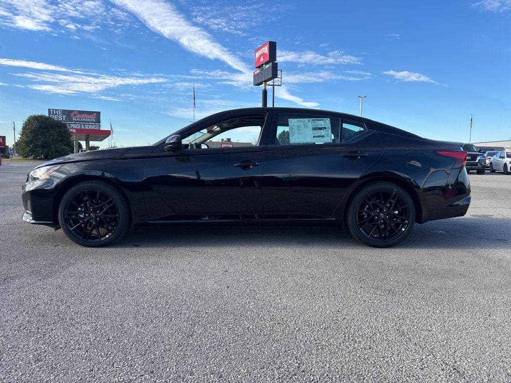 2026 Nissan Altima SR Midnight Edition®