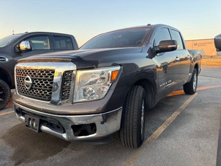 2018 Nissan Titan SV