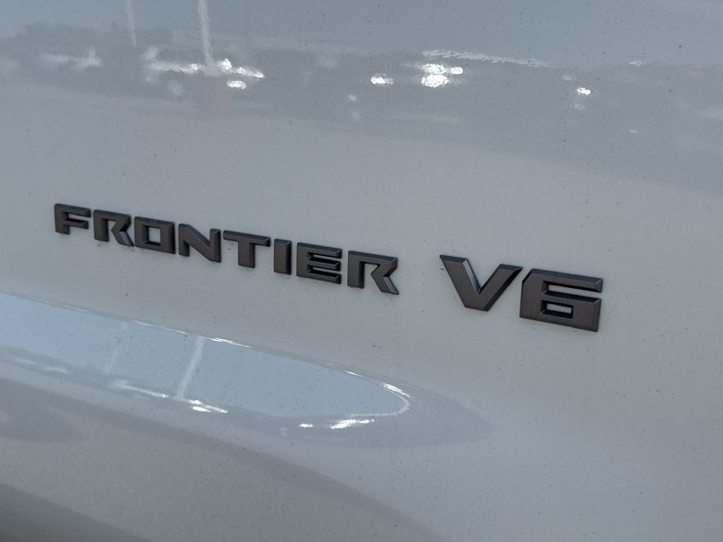 2027 Nissan Frontier Crew Cab SV