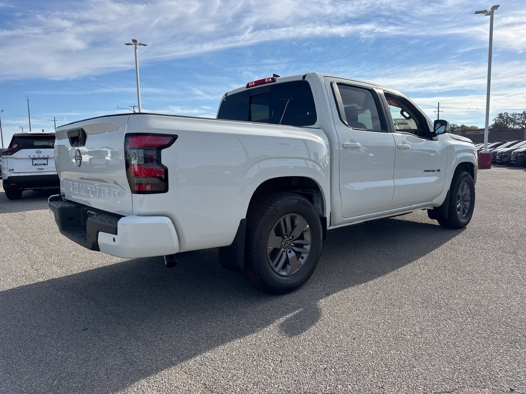 2027 Nissan Frontier Crew Cab SV