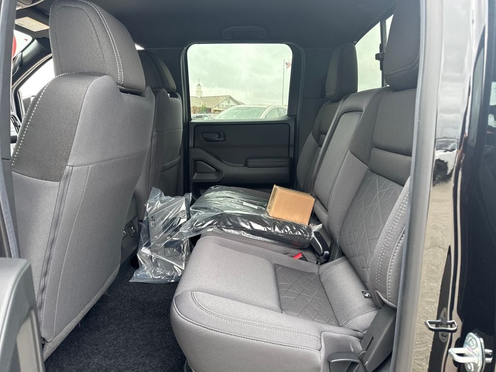 2026 Nissan Frontier Crew Cab SV