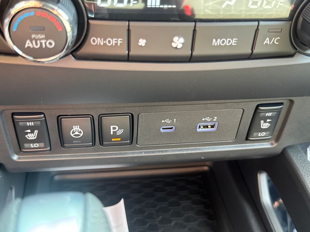 2026 Nissan Frontier Crew Cab SV