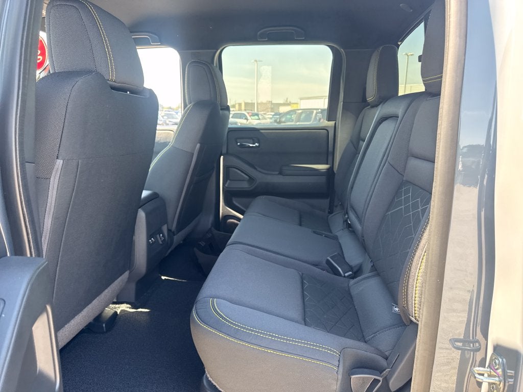 2027 Nissan Frontier Crew Cab SV
