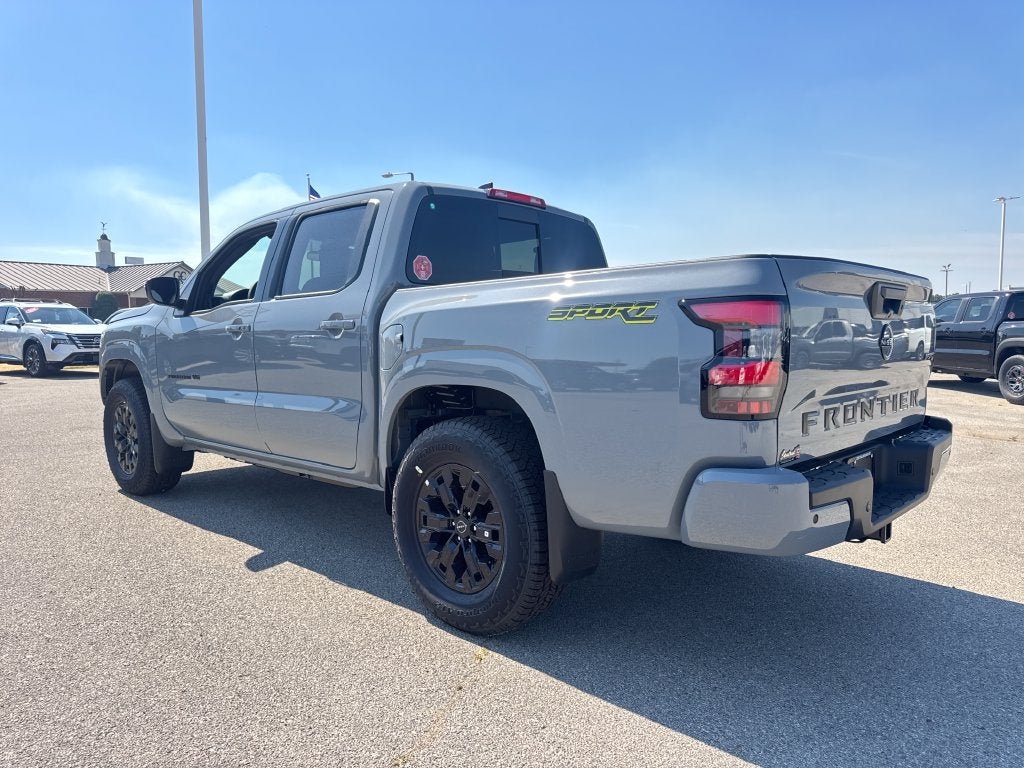 2027 Nissan Frontier Crew Cab SV