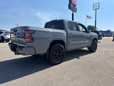 2027 Nissan Frontier Crew Cab SV