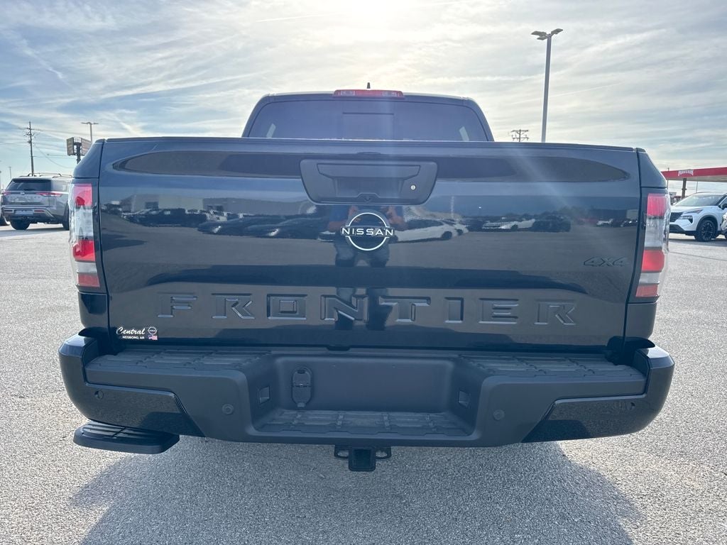 2026 Nissan Frontier Crew Cab SV