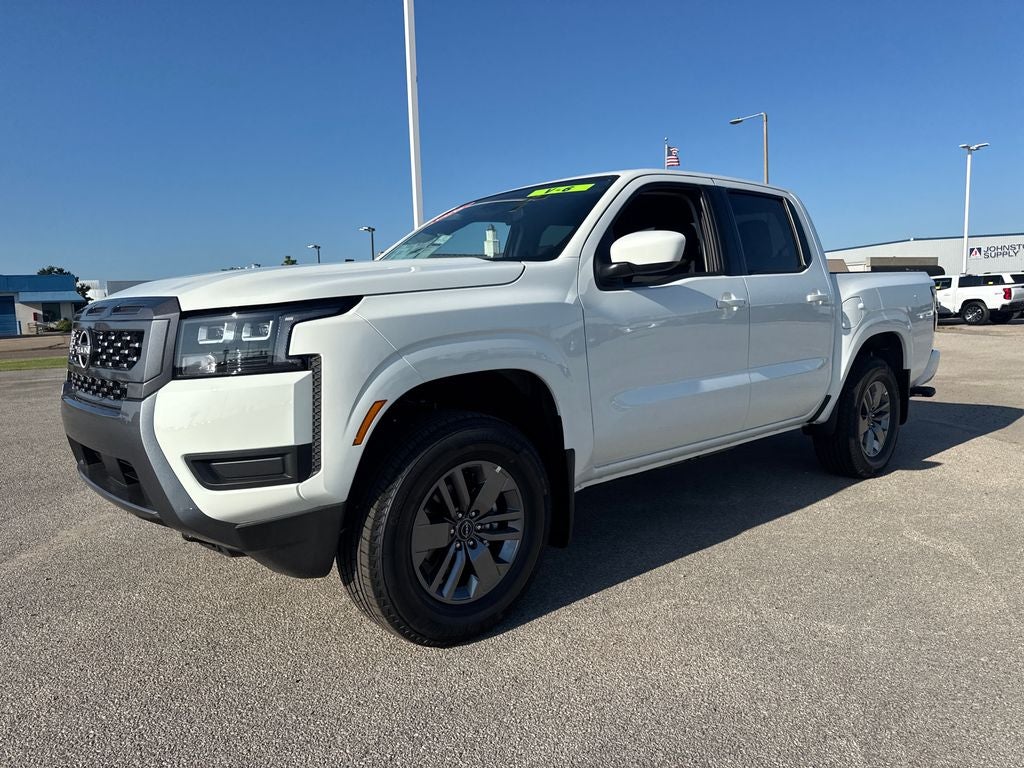 2026 Nissan Frontier Crew Cab SV