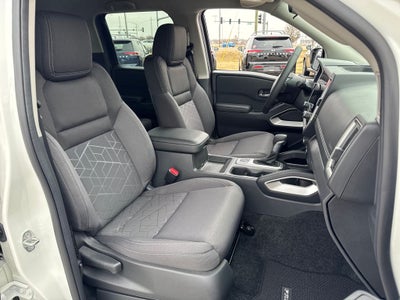 2026 Nissan Frontier Crew Cab SV