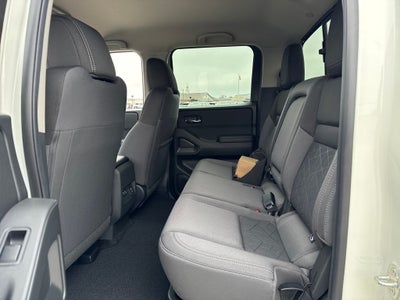 2026 Nissan Frontier Crew Cab SV