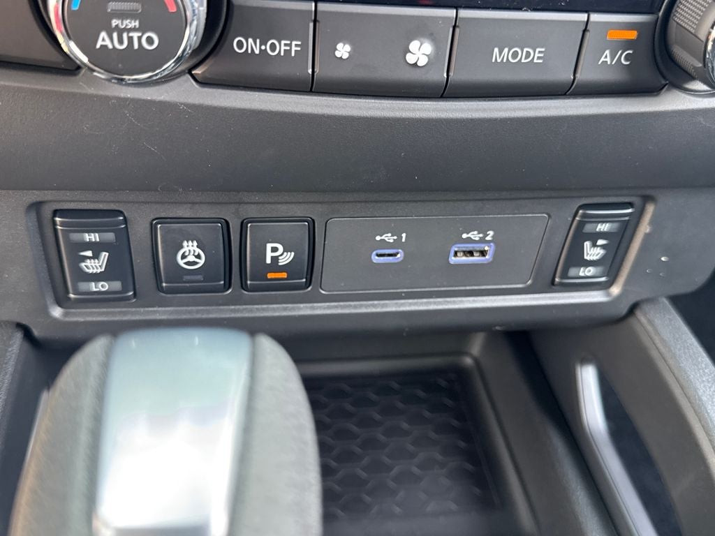 2026 Nissan Frontier Crew Cab SV