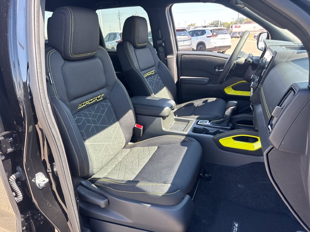 2027 Nissan Frontier Crew Cab SV