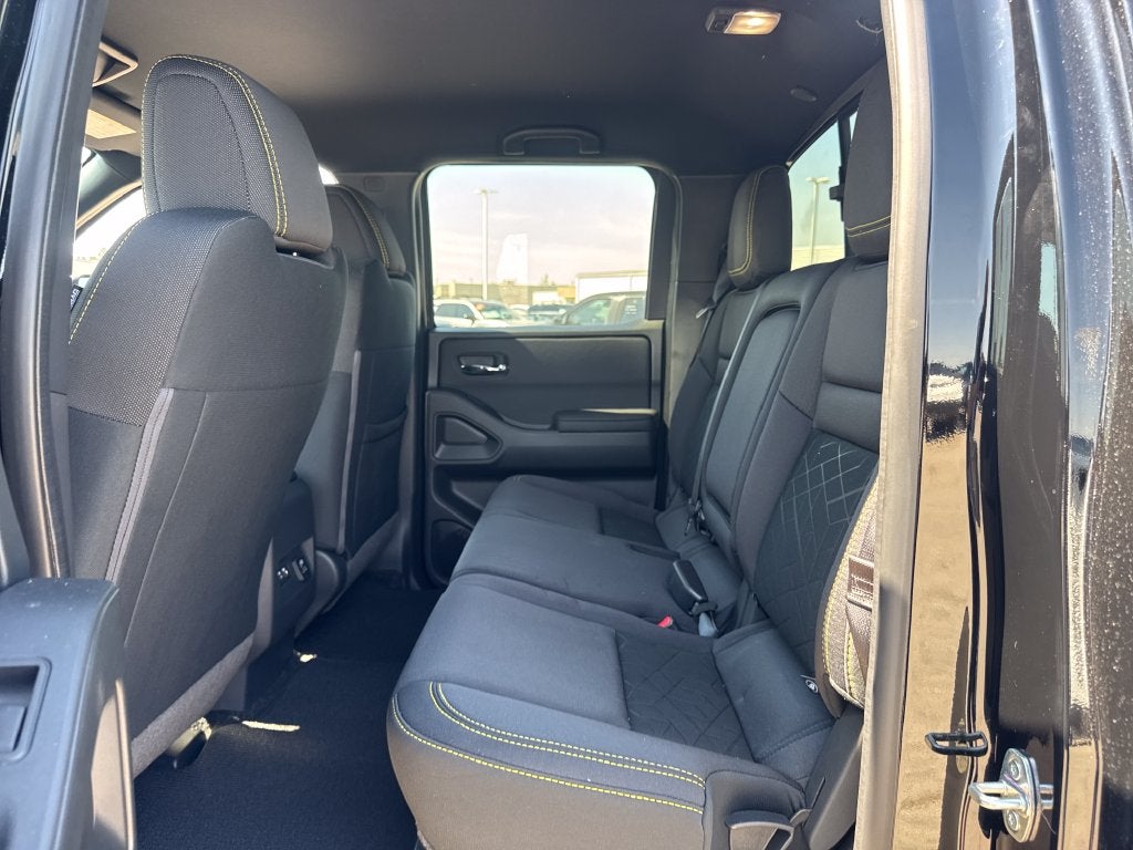2027 Nissan Frontier Crew Cab SV