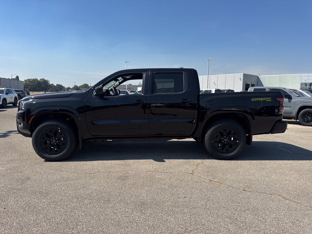 2027 Nissan Frontier Crew Cab SV