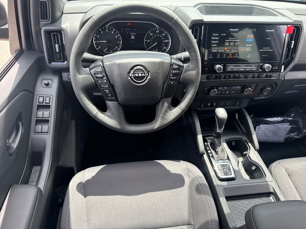 2026 Nissan Frontier Crew Cab SV