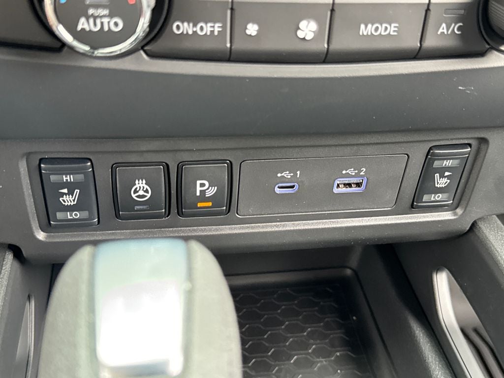 2026 Nissan Frontier Crew Cab SV