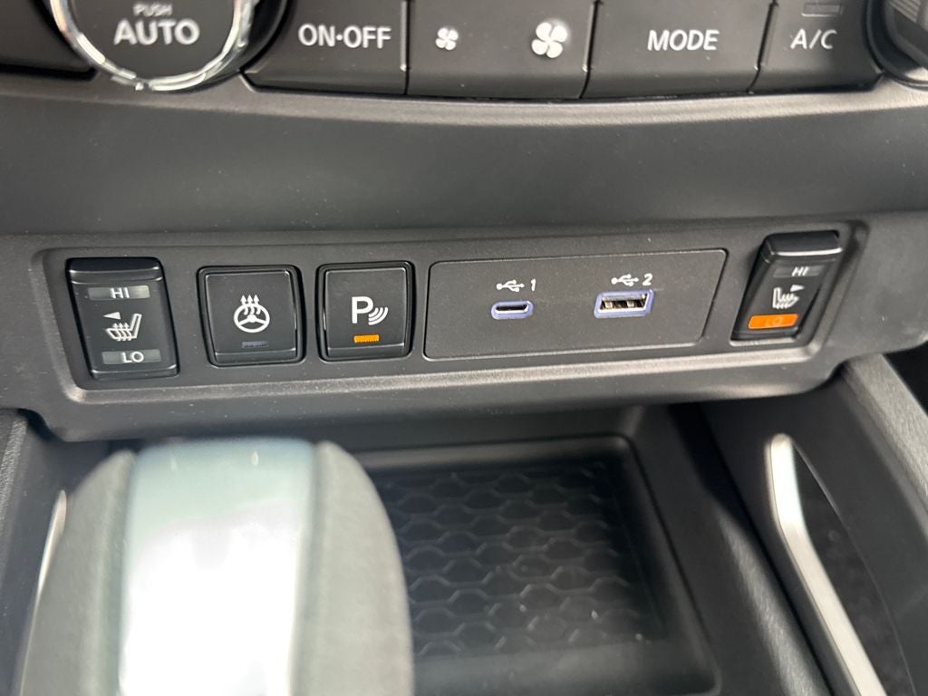 2026 Nissan Frontier Crew Cab SV