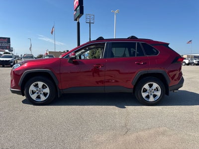 2020 Toyota RAV4 XLE