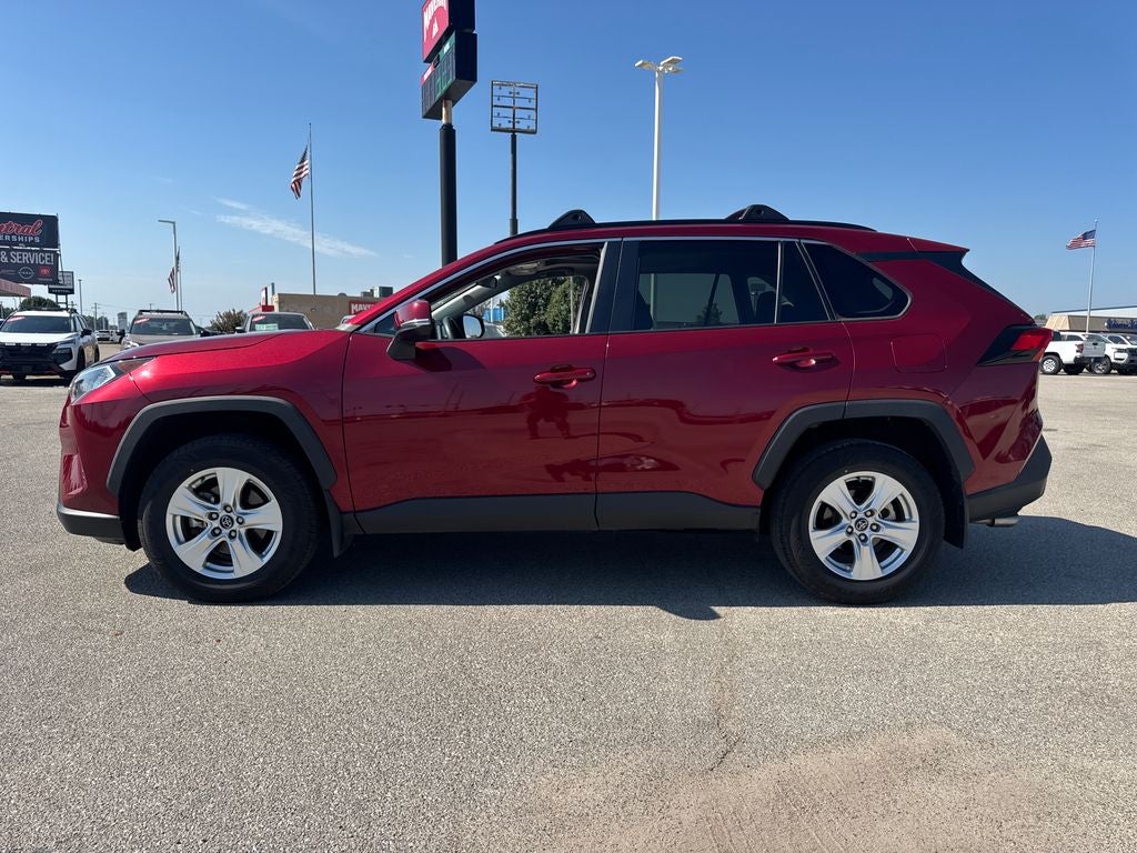 2020 Toyota RAV4 XLE
