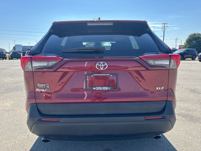 2020 Toyota RAV4 XLE