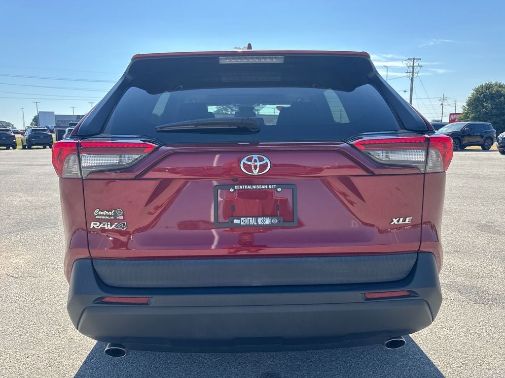 2020 Toyota RAV4 XLE