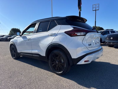 2023 Nissan Kicks SR