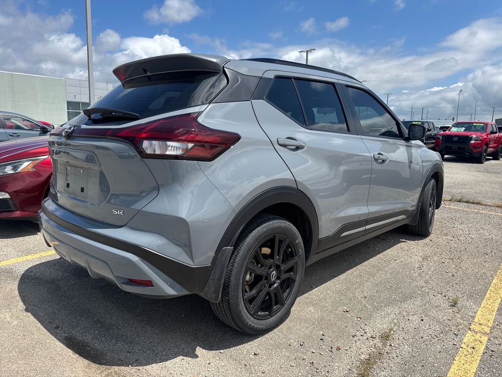2024 Nissan Kicks SR