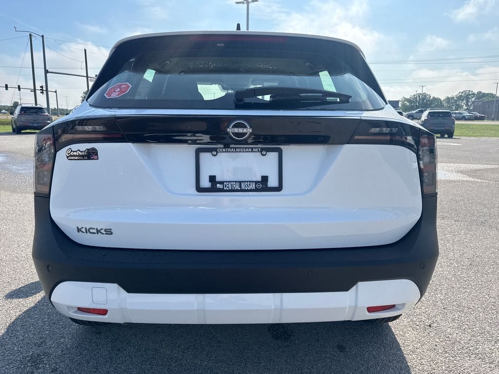 2026 Nissan Kicks S
