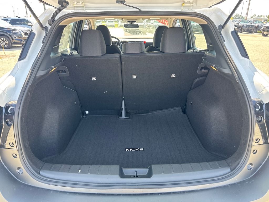 2026 Nissan Kicks S