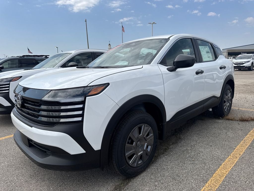 2026 Nissan Kicks 2.0 S's photo