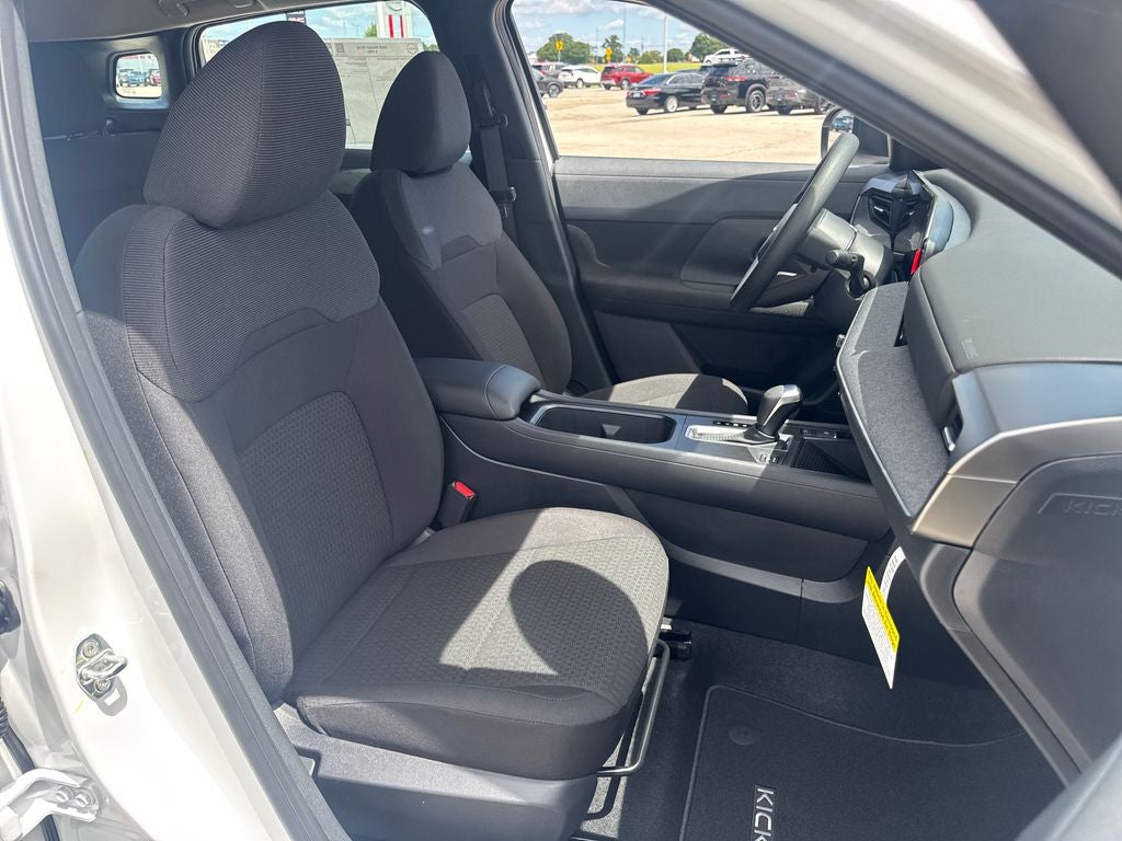 2026 Nissan Kicks S