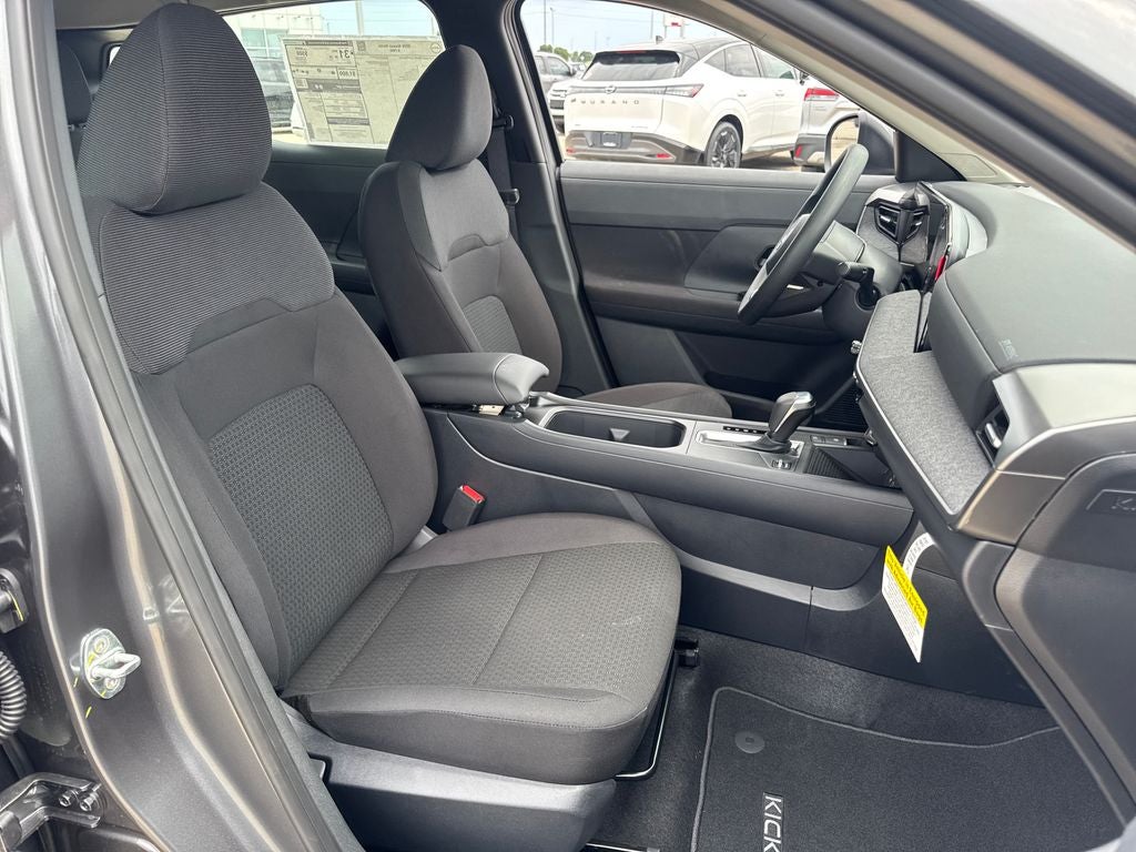 2026 Nissan Kicks S