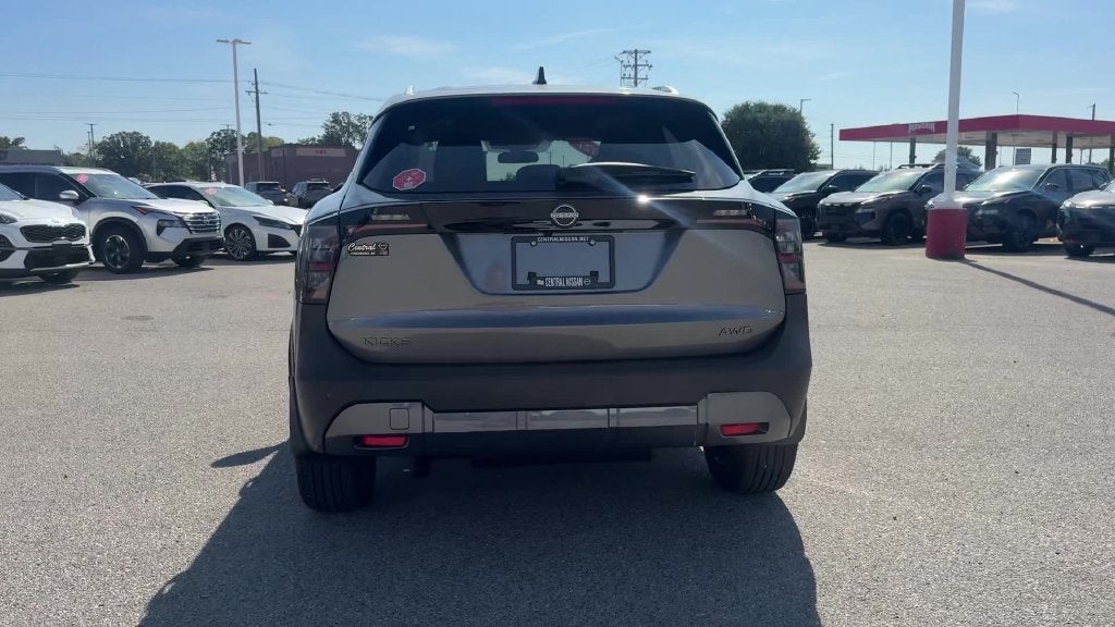 2027 Nissan Kicks SV