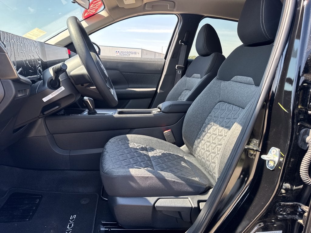 2027 Nissan Kicks SV