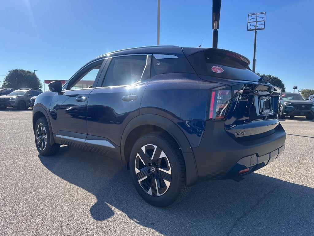 2027 Nissan Kicks SV