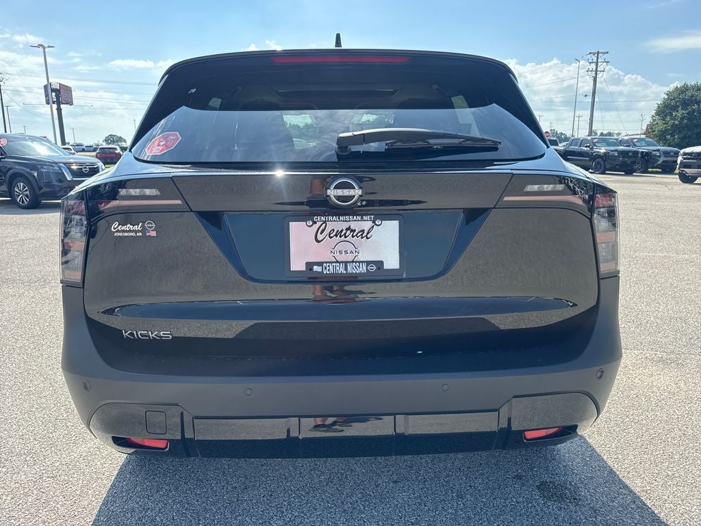 2026 Nissan Kicks SV