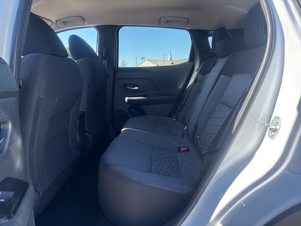 2027 Nissan Kicks SV
