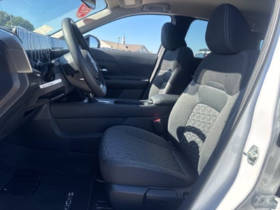 2027 Nissan Kicks SV