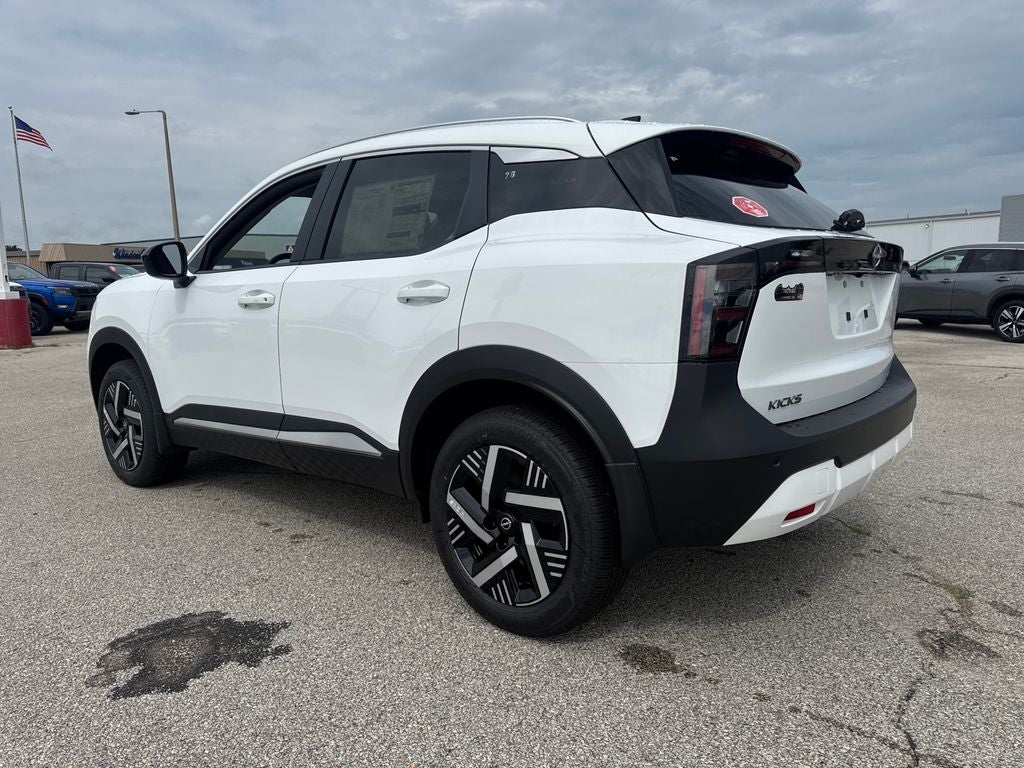 2026 Nissan Kicks SV