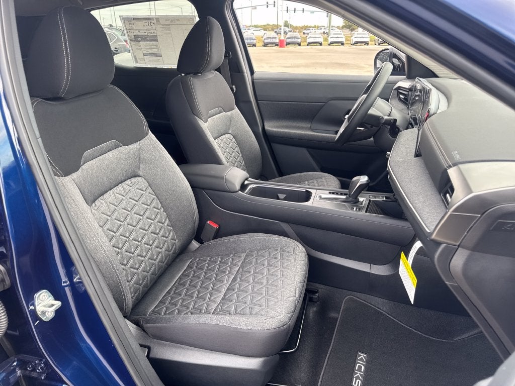 2027 Nissan Kicks SV